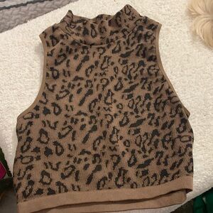 Bozzolo Leopard Print Sleeveless Mock Neck Vest - Brown & Black